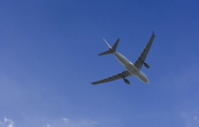 支持航空货运企业开展全货机运输