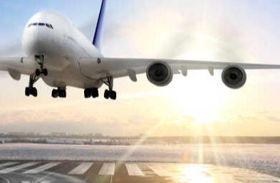 随着国际航空货运发展，压低运行成本上有待创新