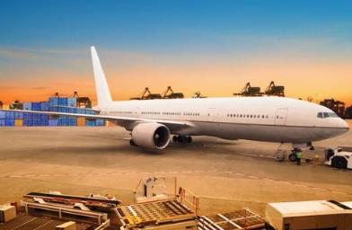 航空快递在协助企业进行货运运输中起着重要的作用